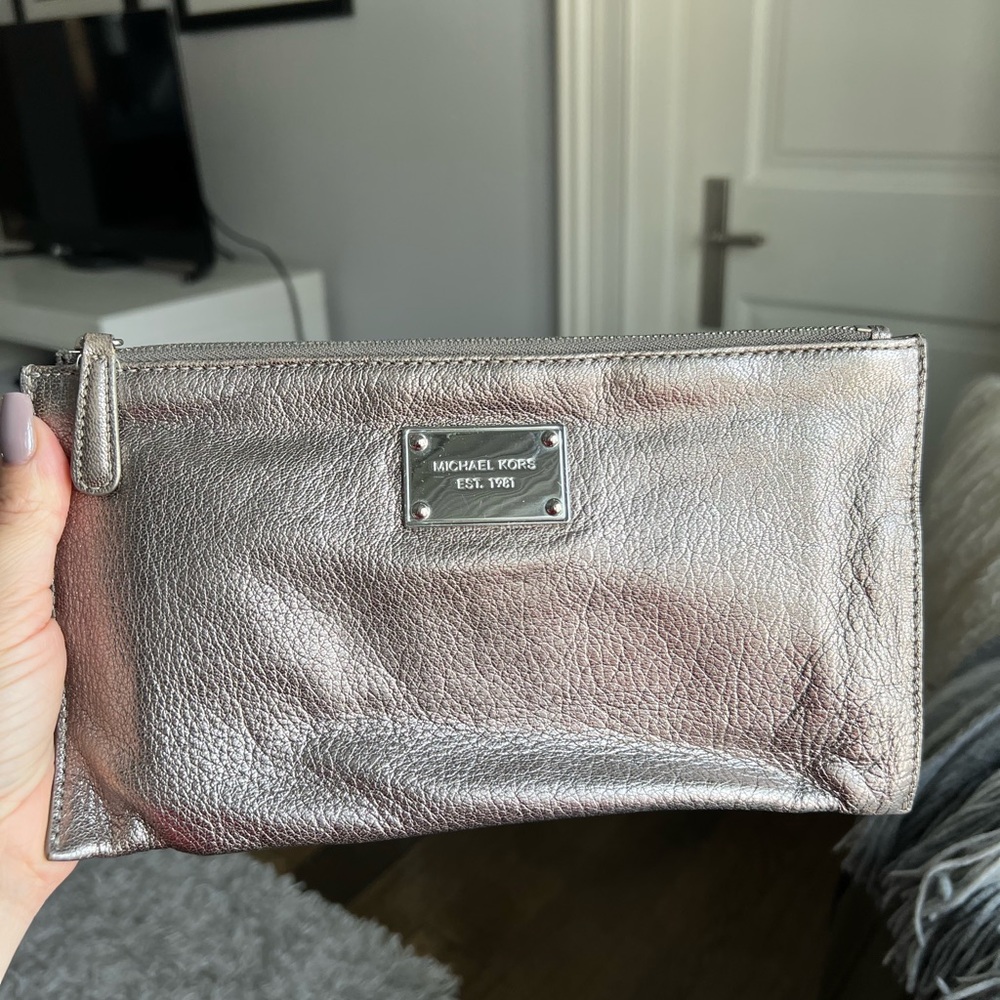 Michael Kors Wristlet